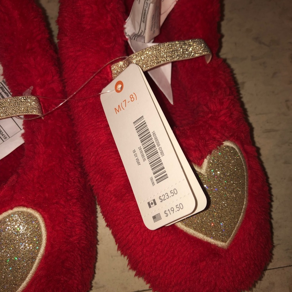 Slippers - Picture 2 of 2